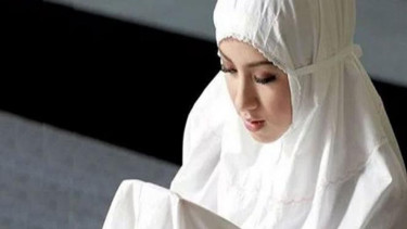 Ilustrasi salat.