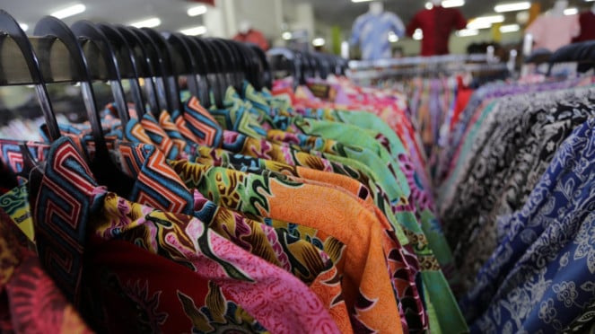 Sally Giovanny - batik trusmi