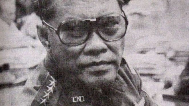 Menhankam/Panglima ABRI Jenderal LB Moerdani.