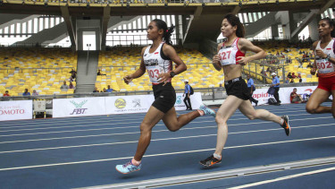 Atlet lari Indonesia, Triyaningsih
