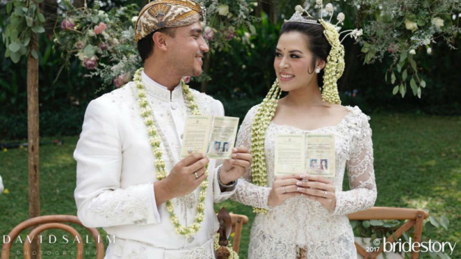 Raisa dan Hamish Daud, 1. Awal Pertemuan , 2. Momen Kedekatan , 3. Momen Lamaran , 4. Momen Pernikahan, 4. Kelahiran Buah Hati, 5. Resmi Akan Bercerai
