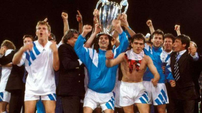 Olympique Marseille juara Liga Champions 1992-93., Nottingham Forest juara Liga Champions 1978/79, Olympique Marseille juara Liga Champions 1992-93., Ashley Cole saat membawa Chelsea juara Liga Champions 2011/2012, PSG juara Liga Champions 2024/25