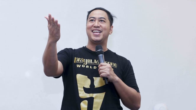 Pandji Pragiwaksono., Pandji Pragiwaksono., Etiqah Siti, eks finalis Masterchef Malaysia., Mantan finalis MasterChef Malaysia Etiqah Siti Noorashikeen Mohd Sulong., Barbie Hsu dan Dj Koo