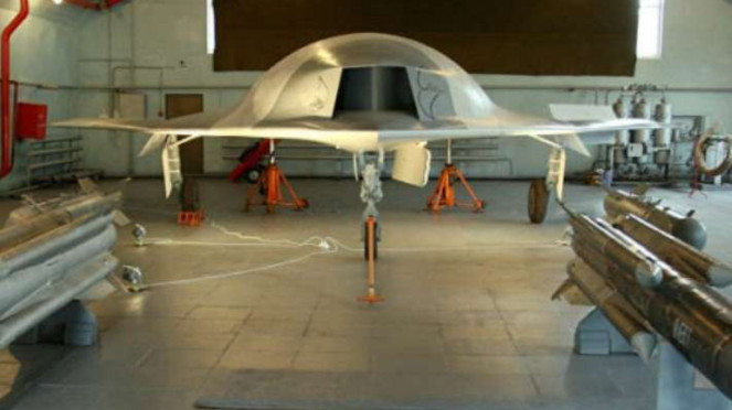 Drone Rusia Okhotnik., VIVA Militer: Drone General Atomics MQ-9 Reaper militer Amerika Serikat, VIVA Militer: Drone Angkatan Udara Amerika Serikat, RQ-4 Global Hawk, VIVA Militer: Drone tempur Bayraktar militer Turki, Drone CH-4 Rainbow buatan China., VIVA Militer: Drone tempur Hermes 900 militer India, Drone Rusia Okhotnik., Drone canggih Turki Akinci, VIVA Militer: Drone militer China memasuki wilayah Taiwan, VIVA Militer: Drone MQ-9 Reaper Amerika ditembak jatuh di Yaman, VIVA Militer: Drone pengintai MQ-9B SkyGuardian militer Amerika Serikat