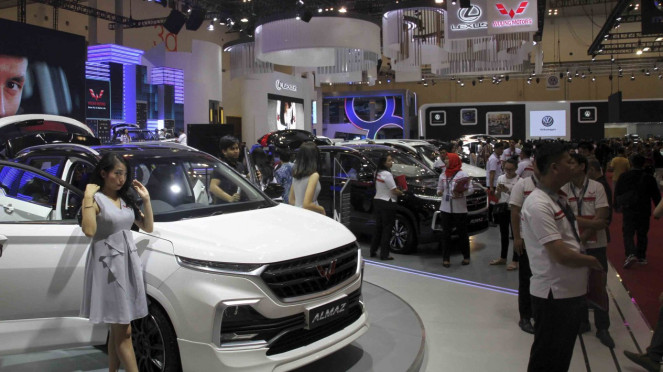 Ilustrasi pameran mobil.