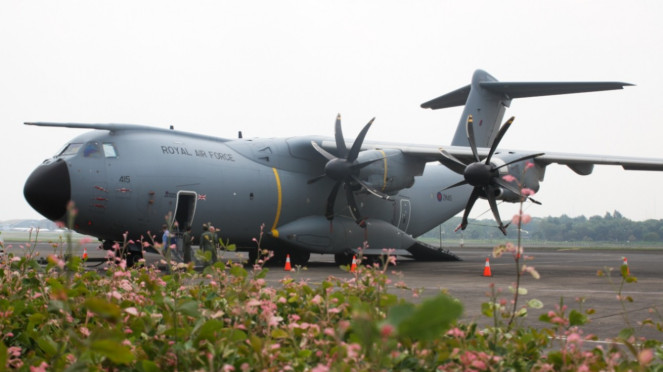 Pesawat Angkatan Udara Inggris A 400 Ms, Lokasi jatuhnya pesawat American Airlines 191 di AS, Kecelakaan Pesawat di Rusia, Pesawat Voepass jatuh di Sao Paolo Brasil, Pesawat CRJ1000 NextGen pabrikan Bombardier, Kanada., Puing pesawat tim sepakbola Brasil yang jatuh di Kolombia., Pesawat Angkatan Udara Inggris A 400 Ms, Adam Air, VIVA Militer: Pesawat militer Prancis bertabrakan, jatuh dan meledak, Kecelakaan pesawat di Meksiko, Pesawat Air India Jatuh di Dekat Bandara Ahmedabad