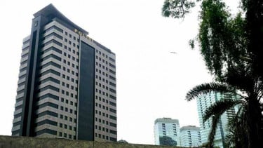 Gedung Polda Metro Jaya, Sudirman