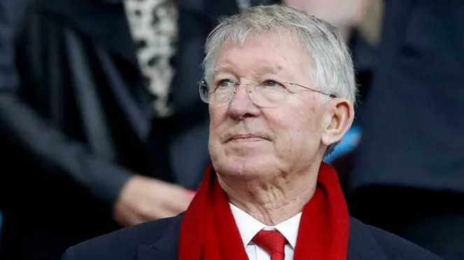 Mantan manajer Manchester United, Sir Alex Ferguson, 1. Kebijakan Trump Disorot, Jeff Stelling Usul Inggris Jadi Tuan Rumah Piala Dunia 2026 Gantikan AS, 2. Alex Ferguson Murka ke Michael Carrick, 3. Deretan Pemain Keturunan di Asia Bisa Jadi Opsi Timnas Indonesia Jelang ASEAN Cup 2026, 4. 10 Pencetak Gol Terbanyak Tanpa Penalti, Cristiano Ronaldo di Bawah Messi, 5. Fakta Mengerikan MU Usai Hancurkan Manchester City