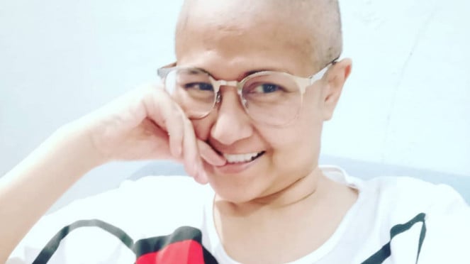 Ria Irawan., 1. Mpok Alpa, Mpok Alpa., 2. Ria Irawan, Ria Irawan., 3. Olga Syahputra , Olga Syahputra, 4. Julia Perez , Julia Perez., 5. Clerence Chyntia Audry, Clerence Chyntia Audry , 6. Yana Zein, Yana Zein derita kanker payudara, 7. Chrisye, Mendiang Chrisye semasa hidup.