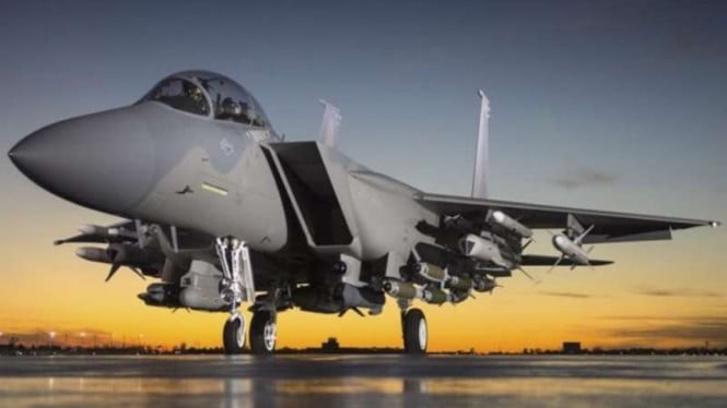 VIVA Militer: Jet tempur Angkatan Udara Amerika Serikat, F-15EX, VIVA Militer: Jet tempur Angkatan Udara Amerika Serikat, F-15EX, VIVA Militer: Pesawat tempur China, Chengdu J-20, VIVA Militer: Jet tempur Rusia, Sukhoi Su-57, VIVA Militer: Jet tempur Dassault Rafale Angkatan Udara India, VIVA Militer: Sistem Pertahanan Diri Pesawat Jet Tempur Eurofighter Typhoon, VIVA Militer: Jet tempur Lockheed Martin F-35 Lightning II, Mitsubishi F-2, VIVA Militer: Jet tempur Amerika Serikat (AS), F-18 Super Hornet, VIVA Militer: Jet tempur India, Sukhoi Su-30, VIVA Militer: Jet tempur Sukhoi Su-34 Angkatan Udara Rusia (VVS)