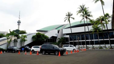 Gedung DPR/MPR.