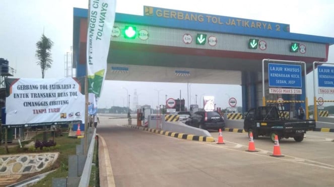 Gerbang Tol Jatikarya 2, ruas jalan Tol Cimanggis-Cibitung.