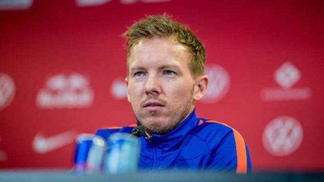 Julian Nagelsmann., 10. Ronald Koeman (Belanda), 9. Marcelo Bielsa (Uruguay), 8. Lionel Scaloni (Argentina), 7. Didier Deschamps (Prancis), 6. Roberto Martinez (Portugal), 5. Fabio Cannavaro (Uzbekistan), 4. Julian Nagelsmann (Jerman), 3. Mauricio Pochettino (Amerika Serikat), 2. Thomas Tuchel (Inggris), 1. Carlo Ancelotti (Brasil)