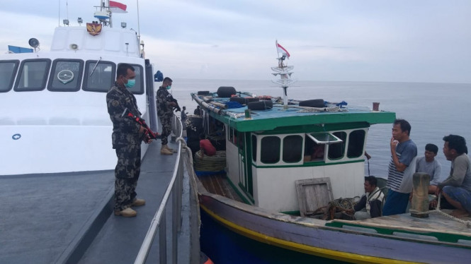 Petugas tangkap pelaku Illegal Fishing 