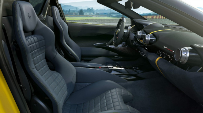 Ferrari 812 Competizione