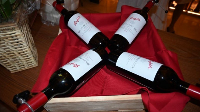 Ilustrasi wine