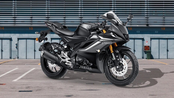 Yamaha R15 V4