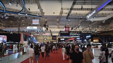 Pengunjung GIIAS 2021, Booth Toyota di GIIAS 2025, Banjir Merek Baru, Persaingan Semakin Ketat, Toyota: Fokus pada Value, Bukan Harga Murah, Suzuki Sependapat, Booth Suzuki di GIIAS 2025, Perang Harga Dinilai Tidak Sehat