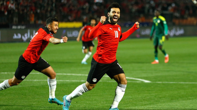 Mohamed Salah saat membela Timnas Mesir, 1. Riyad Mahrez, 2. Sadio Mane, 3. Kalidou Koulibaly, 4. Mohamed Salah, 5. Victor Osimhen, 6. Achraf Hakimi, 7. Edouard Mendy