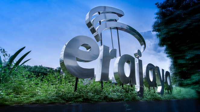 Erajaya.