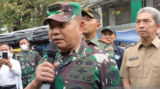 Kepala Staf Angkatan Darat (KSAD) Jenderal TNI Dudung Abdurachman., Kepala Staf Angkatan Darat (KSAD) Jenderal TNI Andika Perkasa, Kepala Staf Angkatan Darat (KSAD) Jenderal TNI Dudung Abdurachman., Pelantikan KSAD Jenderal TNI Agus Subiyanto, VIVA Militer: KSAD Jenderal TNI Maruli Simanjuntak 