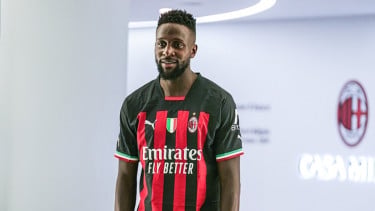 AC Milan memperkenalkan Divock Origi