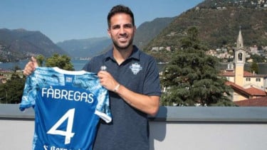 Cesc Fabregas resmi bergabung dengan Como 1907