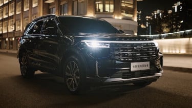 Ilustrasi gambar mobil Ford Explorer terbaru