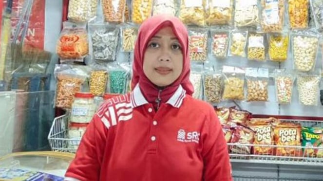 Anggota komunitas SRC, Neneng