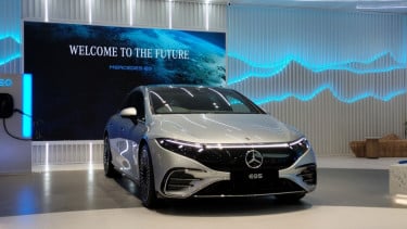 Mobil Listrik Mercedes-Benz EQS resmi dijual di Indonesia
