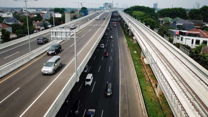 Jalan tol layang MBZ.