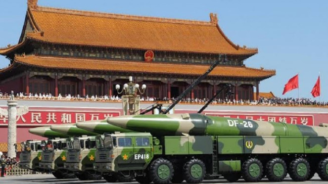 VIVA Militer: Rudal balistik nuklir Dongfeng DF-26 militer China