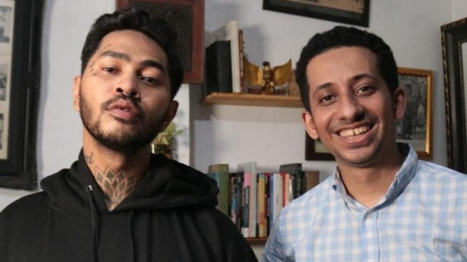 Onadio Leonardo dan Habib Jafar, Na Daehoon dan Jule Rujuk Diam-diam? Pernyataan Pengadilan Agama Bikin Tercengang, Na Daehoon dan Jule., Banyak yang Gak Ngeh! Raisa Ternyata Pernah Spill Soal Pinterest dan Memasak, Sahabat Bongkar Alasan Kenapa Sabrina Alatas Masih Bungkam, Habib Jafar Nangis saat Dengar Onad Tertangkap Kasus Narkoba