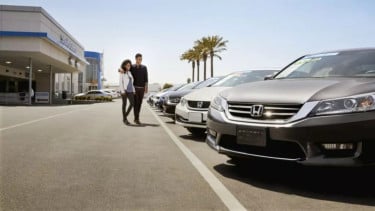 VIVA Otomotif: Ilustrasi membeli mobil bekas