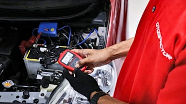 VIVA Otomotif: Ilustrasi pengecekan mobil bekas