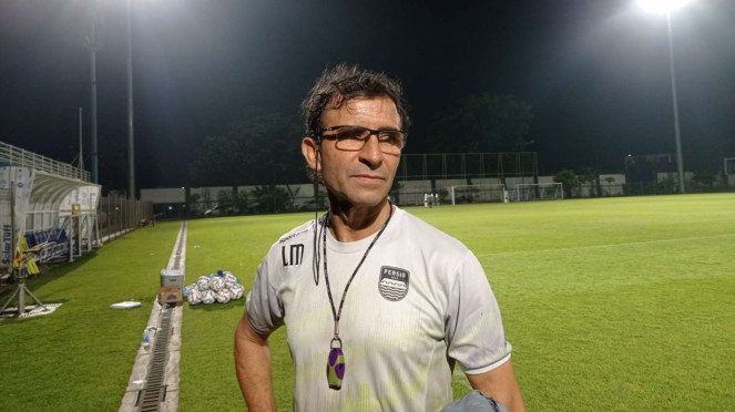 Pelatih Persib Bandung Luis Milla, 1. Shin Tae-yong, 2. Thomas Doll, 3. Luis Milla, 4. Fabio Lefundes