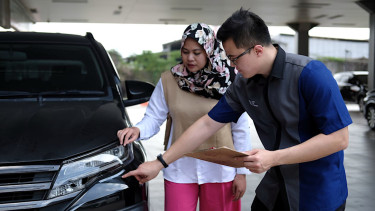 VIVA Otomotif: Ilustrasi jual beli mobil bekas