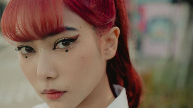Isyana Sarasvati, Disebut 'Pelakor Syariah', Siapakah Sabrina Farhana Founder Serial Nussa Rara?, Kronologi Animator Nussa Rara Mendadak Ceraikan Istri, Isu Selingkuh Mencuat!, Viral! Isyana Sarasvati Diduga Gabung Sekte Satanik Gegara Simbol Mata Satu, Respons Isyana Sarasvati Soal Tudingan Gabung Sekte Satanik