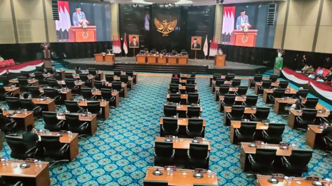 Rapat paripurna DPRD DKI Jakarta
