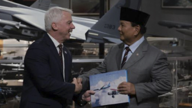 Penandatanganan MoU komitmen pembelian 24 Unit Pesawat Tempur F-15EX., Rafale pertama selesai diproduksi, Penampilan perdana (spotting) di Prancis, Prediksi pengiriman dan prioritas versi dua kursi, Jumlah pesanan dan potensi tambahan, Jumlah Jet Tempur Modern Lebih dari 100 unit
