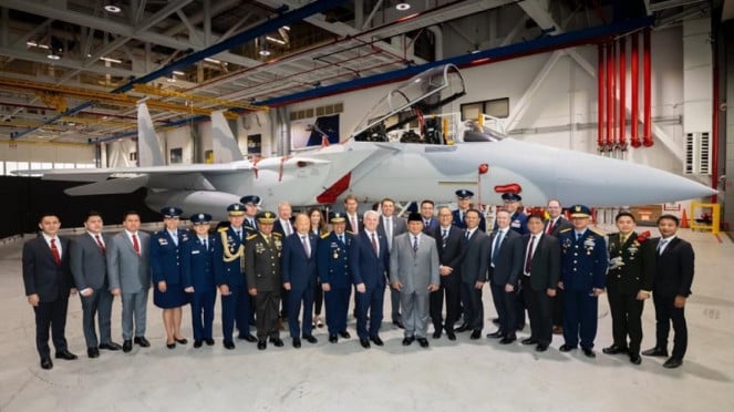 Menhan Prabowo Subianto MoU pembelian 24 unit pesawat tempur F-15EX dari AS, VIVA Militer: Jet tempur Sukhoi Su-27 TNI Angkatan Udara, VIVA Militer: Jet tempur TNI Angkatan Udara, BAE Hawk 209, VIVA Militer: Pesawat Tempur T50i Golden Eagle Lanud Iswahjudi TNI AU, VIVA Militer: Jet tempur buatan Prancis, Dassault Rafale, Menhan Prabowo Subianto MoU pembelian 24 unit pesawat tempur F-15EX dari AS, Pesawat Tempur Dassault Mirage 2000-5 buatan Prancis