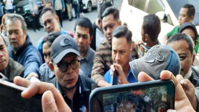 Wakil Ketua DPP PKB Hanif Dakhiri di kantor DPW PKB Jatim di Surabaya.