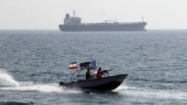 VIVA Militer: Kapal perang Korps Garda Revolusi Islam Iran (IRGC)