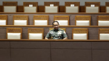 Rapat Paripurna Pengesahan Panglima TNI Jenderal Agus Subiyanto
