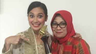 Indah Permatasari dan sang ibunda, Nursyah