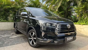 Toyota Innova Venturer