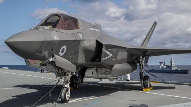 VIVA Militer: Jet tempur Lockheed Martin F-35 Lightning II, VIVA Militer: Jet tempur Angkatan Udara Amerika Serikat, F-15EX, VIVA Militer: Pesawat tempur China, Chengdu J-20, VIVA Militer: Jet tempur Rusia, Sukhoi Su-57, VIVA Militer: Jet tempur Dassault Rafale Angkatan Udara India, VIVA Militer: Sistem Pertahanan Diri Pesawat Jet Tempur Eurofighter Typhoon, VIVA Militer: Jet tempur Lockheed Martin F-35 Lightning II, Mitsubishi F-2, VIVA Militer: Jet tempur Amerika Serikat (AS), F-18 Super Hornet, VIVA Militer: Jet tempur India, Sukhoi Su-30, VIVA Militer: Jet tempur Sukhoi Su-34 Angkatan Udara Rusia (VVS)