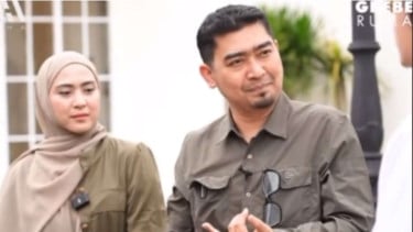 Ustaz Solmed dan April Jasmine