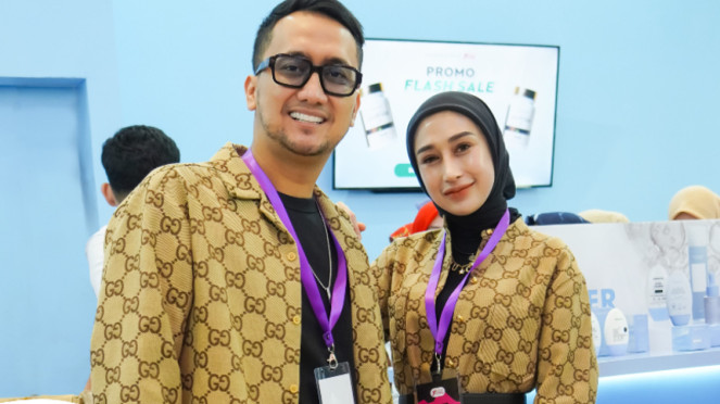 Dokter Reza Gladys dan suami., Dokter Reza Gladys dan suami., Investor Muda, Timothy Ronald, Investor muda Timothy Ronald., Luna Maya dan Maxime Bouttier.