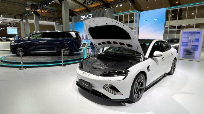 Booth BYD di IIMS 2024